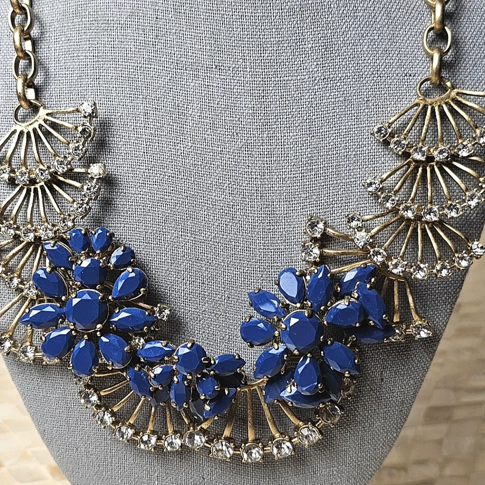 [J. CREW] Vintage Gold Tone Blue Stones Fan Crysral Gemstones Statement Necklace